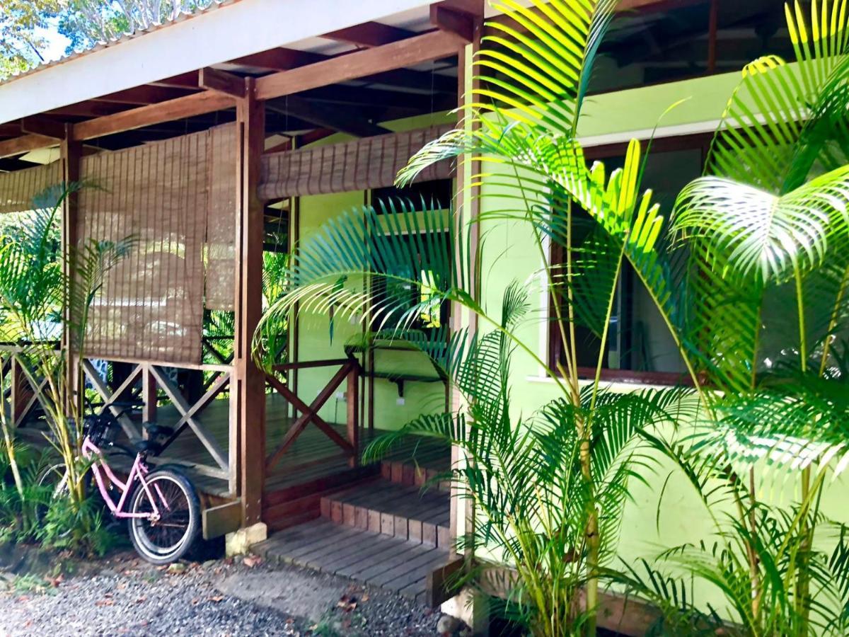 Peace Garden Spacious Bungalows- A Walk To The Beach Cocles Exterior foto