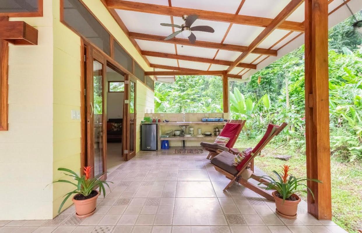 Peace Garden Spacious Bungalows- A Walk To The Beach Cocles Exterior foto